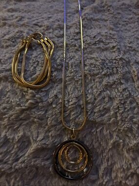 Gold-Tone Triple Circle Pendant Necklace Matching Bracelet Lauren Conrad NWOT